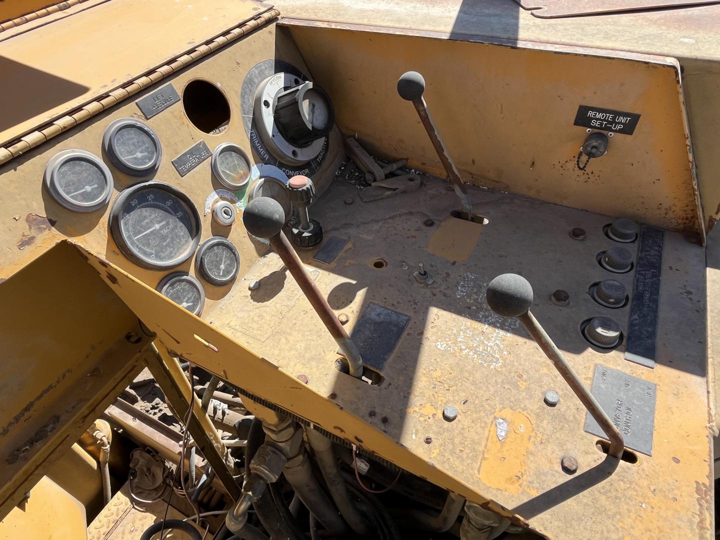 ./imagenes/INVOICE/2019/1730/PAVIMENTADORA GOMACO GT3600 (47).JPG